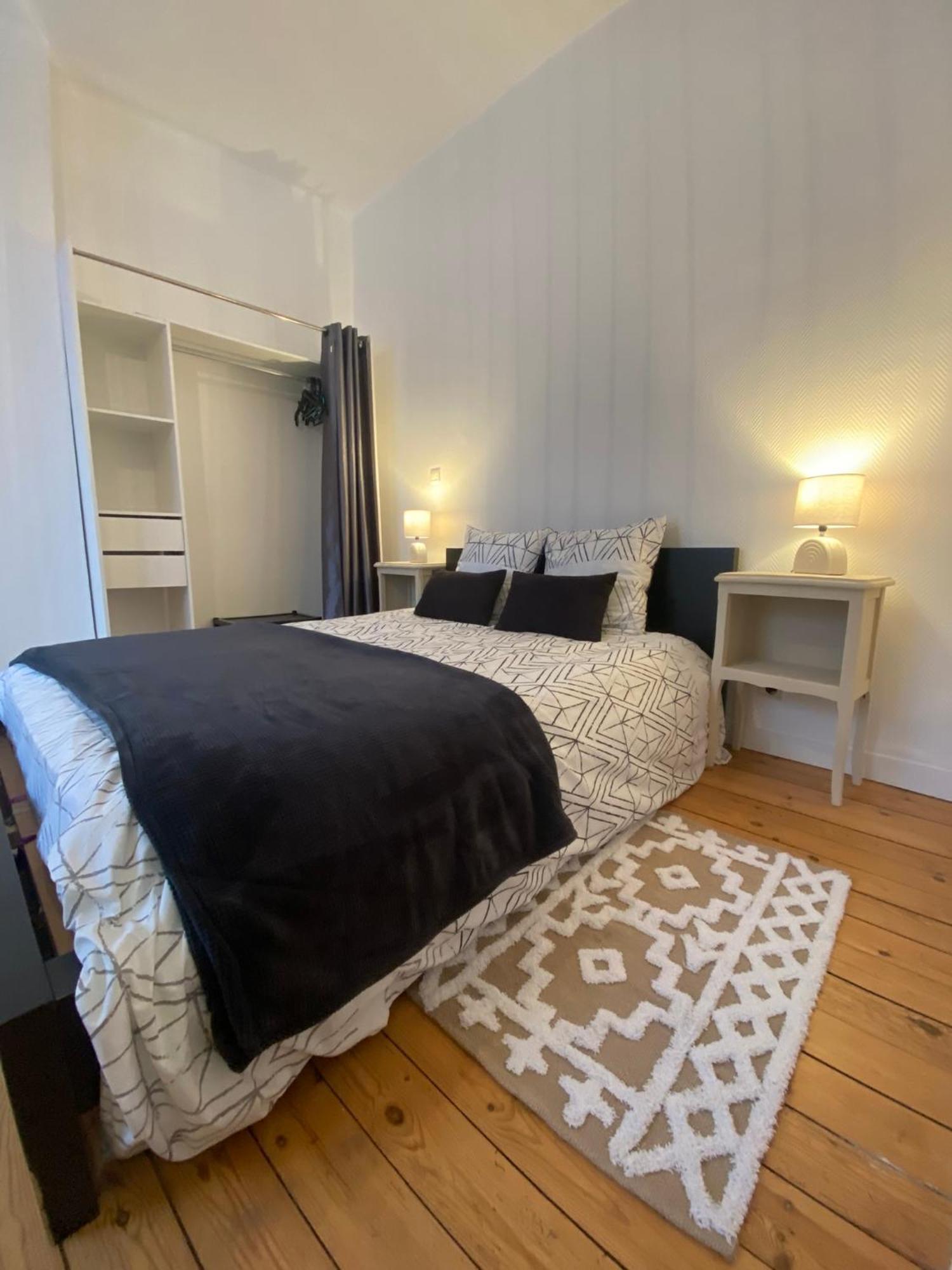 La Grande Amienoise De 7 Chambres, Quartier Calme Et Residentiel Hébergement de vacances *